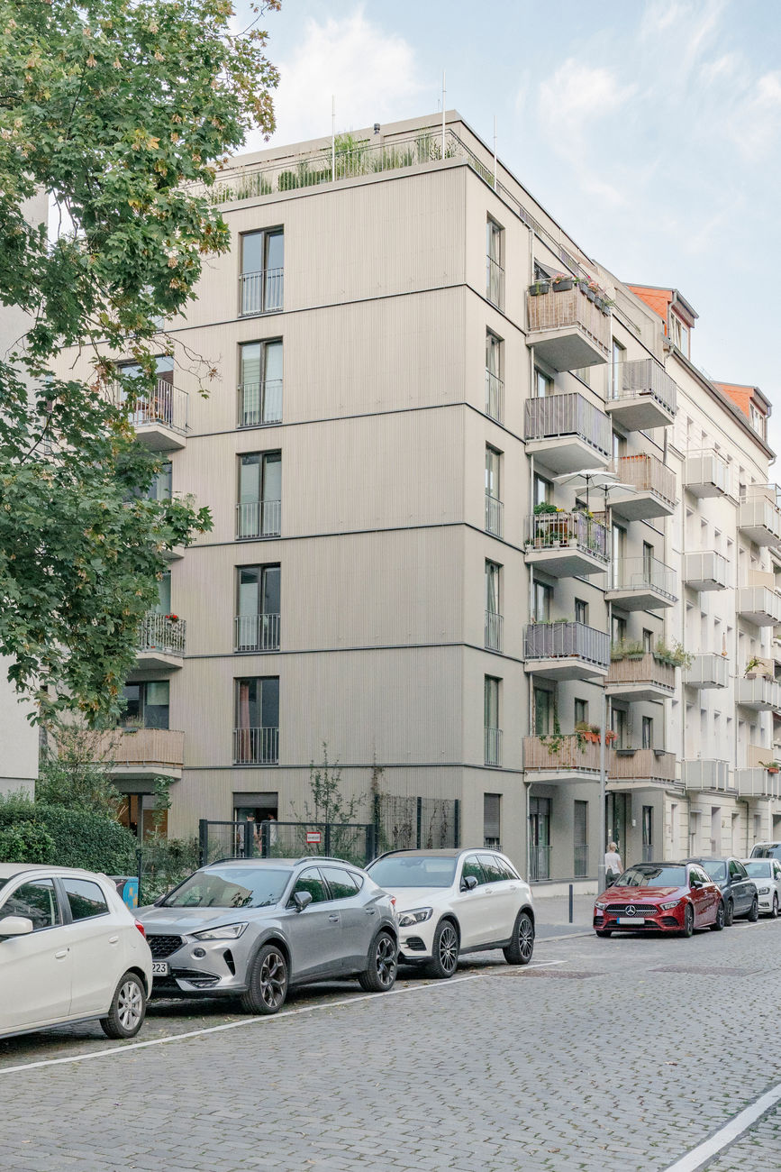 Vier Wohnhäuser in Friedrichshain, Berlin, Deutschland