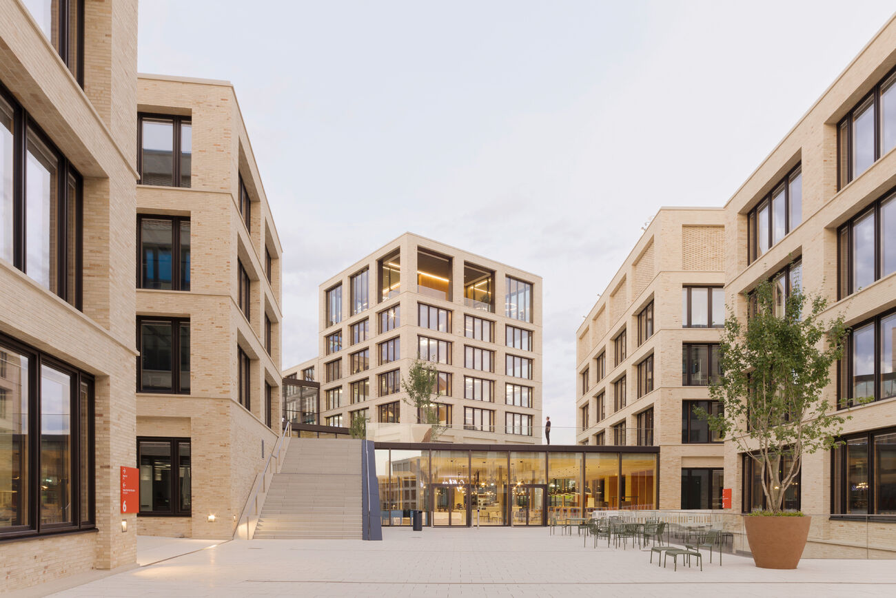 Campus Wüstenrot & Württembergische, Kornwestheim, Deutschland