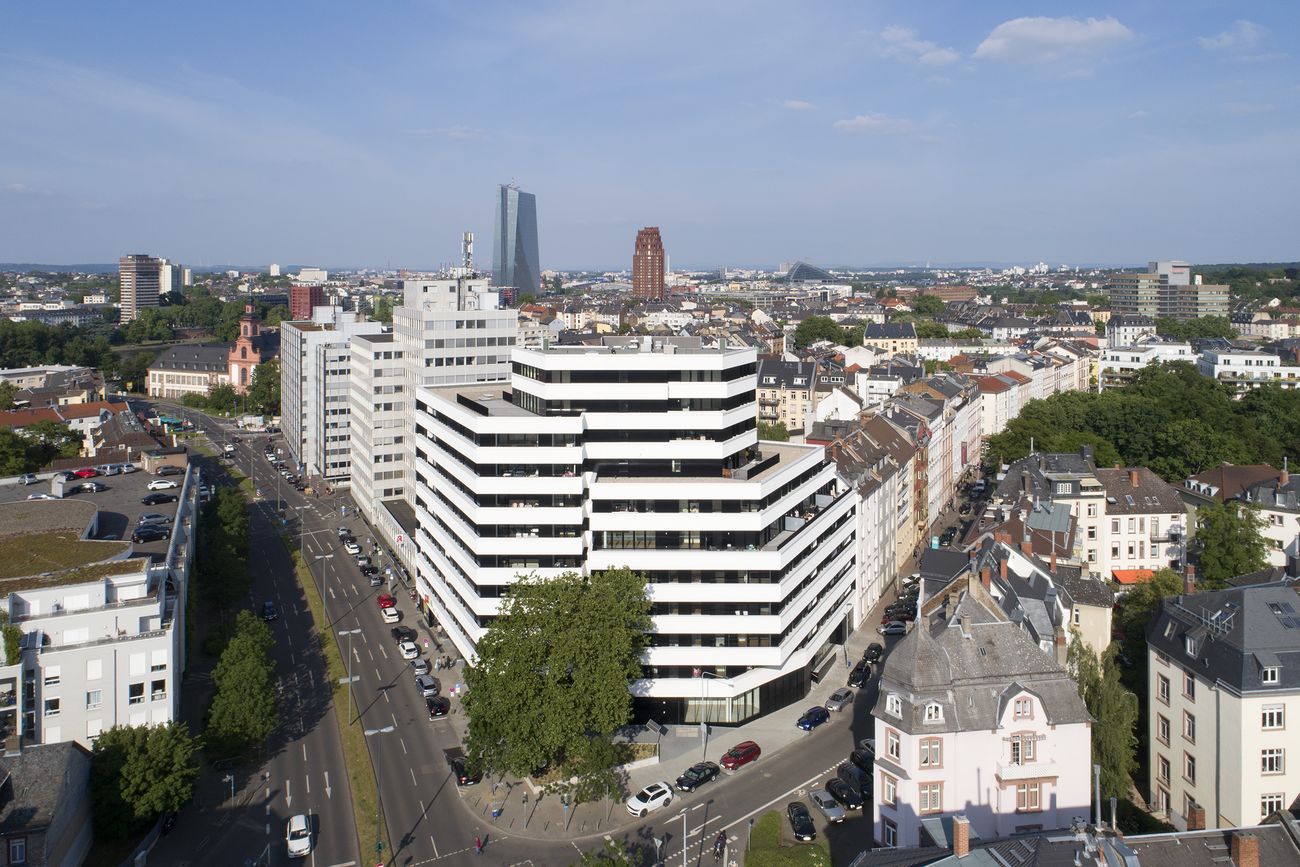 Wohnhochhaus – Umnutzung eines Bürogebäudes, Frankfurt am Main, Deutschland